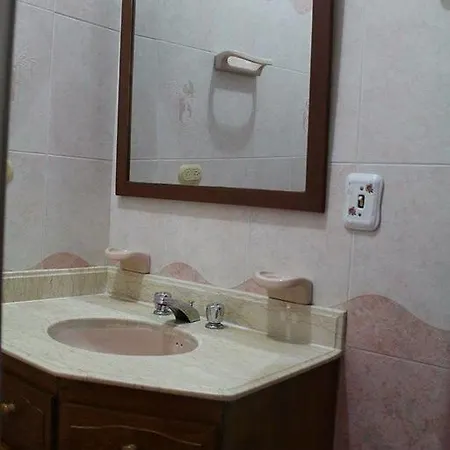 Hostal Cande *